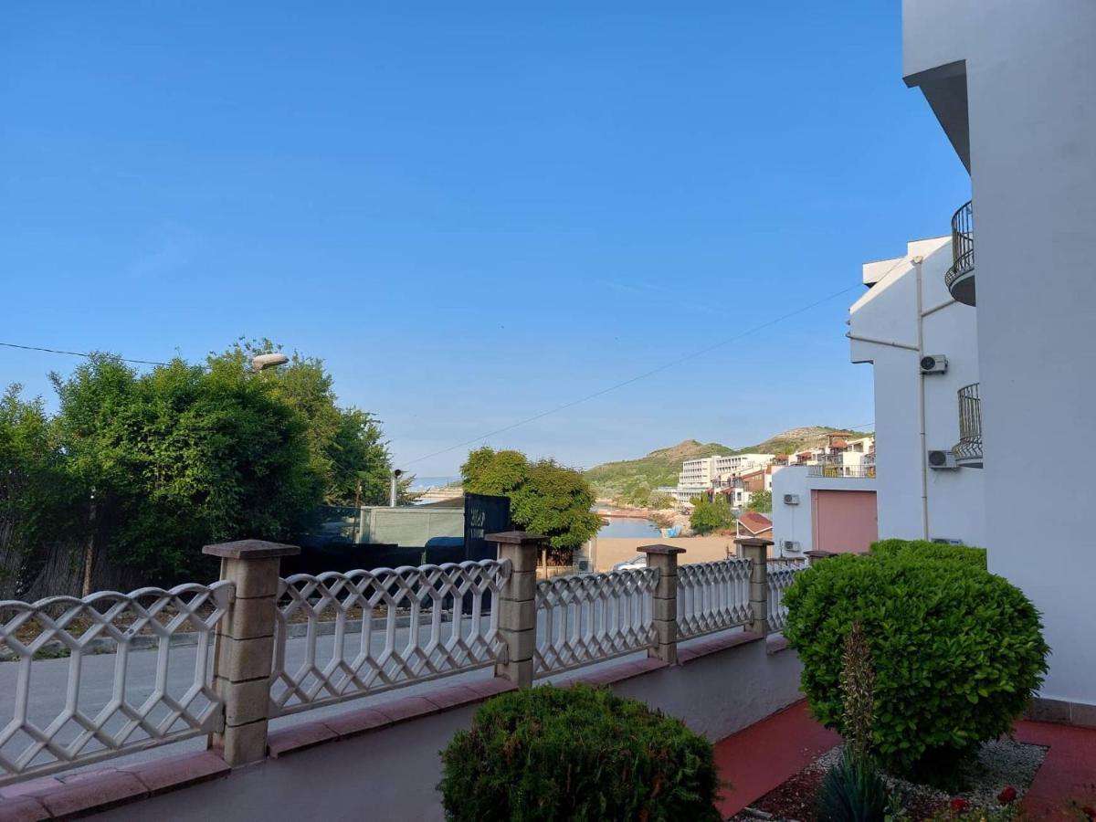 Apartment А13 In Sea Paradise Complex Καβάρνα Εξωτερικό φωτογραφία